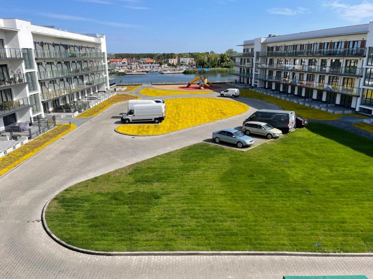Apartament Cicha Woda Dziwnow Exterior photo